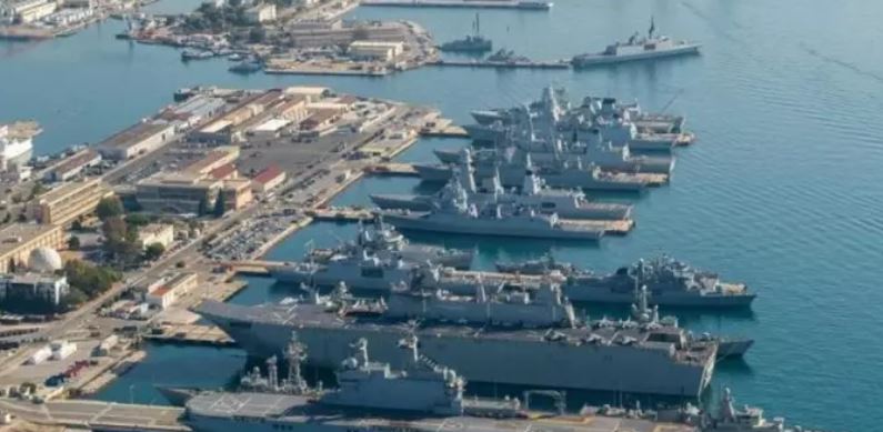 base navale toulon
